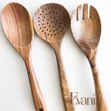 Load image into Gallery viewer, Natural Acacia Wood Kitchen Utensil Set