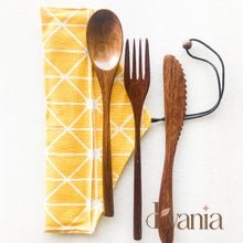 Load image into Gallery viewer, Japanese Style Wooden Cutlery Set - Zero Waste Plastic Free Utensils Set - Sustainable Kitchen